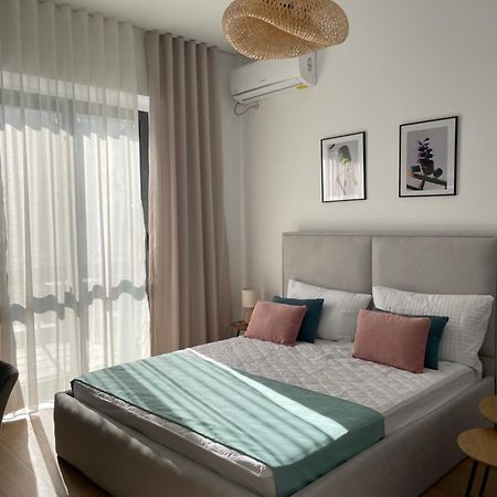 Sunny City Center Apartment Lezhë Esterno foto